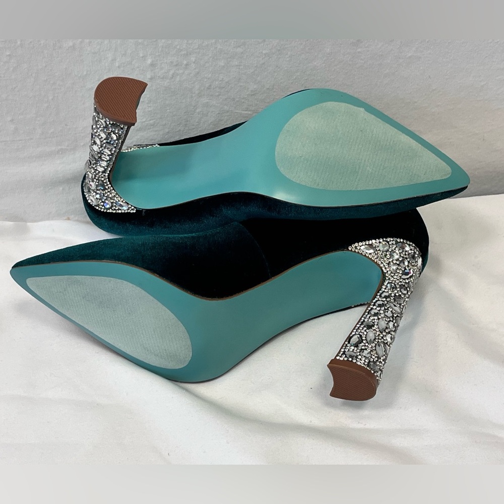 Betsey Johnson Corie Velvet Crystal Heel Pumps Emerald Green 7.5M Glam - Picture 8 of 11
